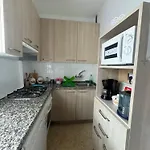 En Con Plaza De Garaje Cubierta Apartmán *